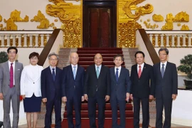 Recibe premier vietnamita al presidente de la Comisión sudcoreana de Comunicaciones 