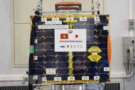 Premier vietnamita reitera apoyo al desarrollo de tecnología espacial