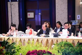 Participa Vietnam en reuniones preparatorias para la XXXV Cumbre de ASEAN