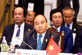Primer ministro vietnamita participa en sesión plenaria de 34 Cumbre de ASEAN