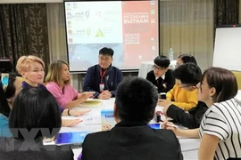 Participan empresas vietnamitas en actividad de promoción comercial en Rusia 