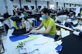 Afecta al sector textil de Vietnam escasez de materiales nacionales 