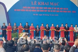 Presentan avances en desarrollo de economía colectiva en Vietnam
