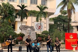 Universidad de Cultura de Hanoi lanza vídeo musical para prevenir el COVID- 19