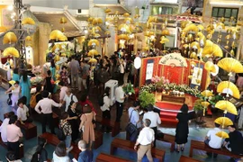 Celebran en Hanoi Festival tradicional de Doan Ngo
