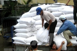 Gobierno vietnamita proporciona seis mil 500 toneladas adicionales de arroz a cuatro provincias centrales