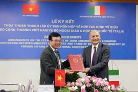 Vietnam e Italia forman Comisión Conjunta sobre Cooperación Económica 