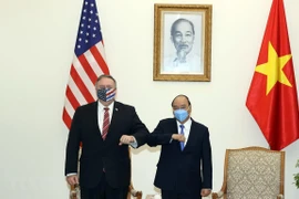 Premier de Vietnam recibe a Michael Pompeo 