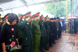 Realizan sepelio de soldados fallecidos en incidente en provincia centrovietnamita