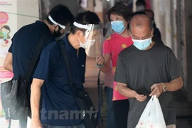 Suaviza Singapur las restricciones de prevención del COVID-19