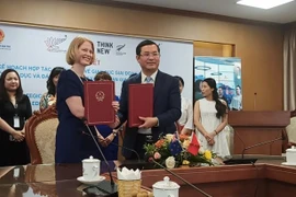 Vietnam y Nueva Zelanda renuevan Plan de cooperación estratégica en educación
