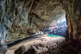 Recorrido por Cueva En: Un regreso a la era prehistórica