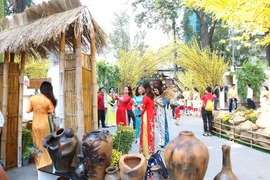 Organiza Ciudad Ho Chi Minh amplia gama de actividades para celebrar el Tet 