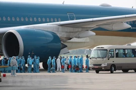 Repatría Vietnam a más de 340 compatriotas desde Rusia en medio del COVID-19
