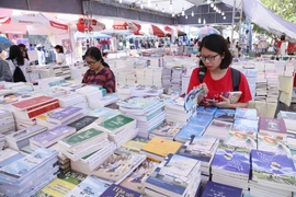 Celebrarán Feria del Libro en el espacio virtual en Vietnam