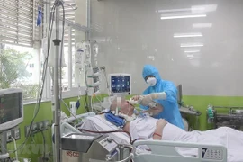 Vietnam sigue controlando con eficiencia COVID-19 en la comunidad