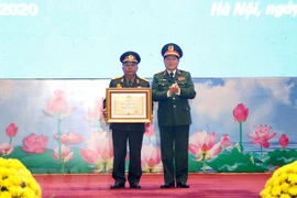 Conceden Órdenes de Estados de Vietnam y Laos a destacados militares