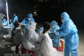Repatrían a 240 vietnamitas de Myanmar
