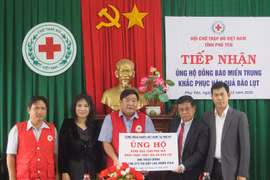 Comunidad vietnamita en Estados Unidos apoya a la provincia de Phu Yen tras desastres naturales