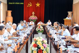 Provincia vietnamita de Vinh Long por perfeccionar liderazgo del Comité partidista 
