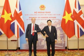 Esbozan Vietnam y Reino Unido trayectoria de asociación estratégica bilateral en 10 años 
