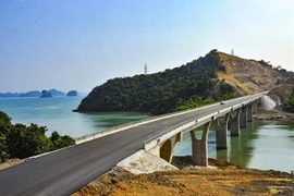 Provincia vietnamita de Quang Ninh encabeza índices de mejoría de administración pública 