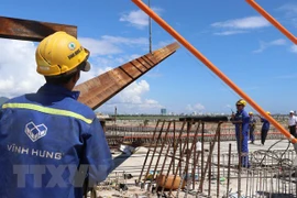 Especialistas singapurenses pronostican crecimiento económico de Vietnam de 2,9 por ciento en 2020
