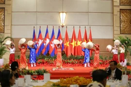 Asiste premier camboyana a programa en saludo del Tet de comunidad vietnamita en Phnom Penh
