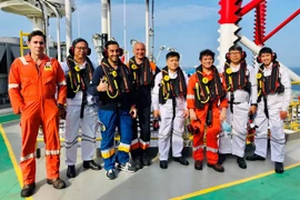 Descubre PetroVietnam gran campo de petróleo y gas