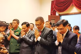 Comité del Partido Comunista de Vietnam en Camboya rinde homenaje a Ho Chi Minh