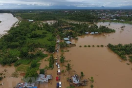Reporta Indonesia al menos cinco muertos por inundaciones