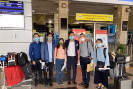 Vietnamitas retornan al país desde Kuwait, Qatar y Egipto