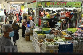 Recibirán singapurenses asistencia financiera del gobierno