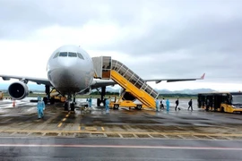 Aeropuerto de Van Don reabrirá vuelos comerciales a principios de mayo