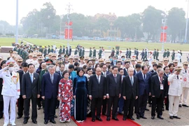 Rinden homenaje a Ho Chi Minh delegados de Congreso Nacional de Emulación Patriótica