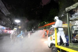 Implementa Vietnam distribución oportuna de bienes de la reserva nacional para combatir epidemia