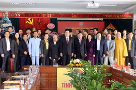 Felicitan a comunidades católicas en provincias vietnamitas por motivo de Navidad