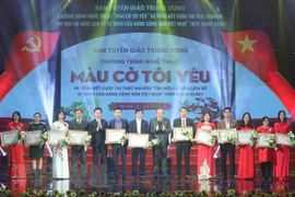 Finaliza concurso de investigación sobre 90 años del Partido Comunista de Vietnam