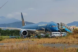 Repatrían a 340 ciudadanos vietnamitas varados en Singapur