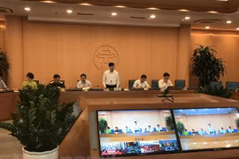 Hanoi intensifica monitoreo de cumplimiento de normas preventivas del COVID-19