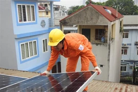 Vietnam pone en operación más de 24 mil proyectos de energía solar en techos