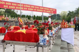 Repatrían restos de mártires vietnamitas caídos en Laos