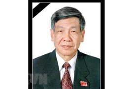 Rinden tributo póstumo al exsecretario general Le Kha Phieu en India y Filipinas
