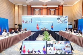 Ministro de Economía de la ASEAN celebran consultas con socios