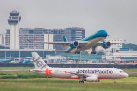 Aerolíneas vietnamitas aumentan frecuencia de vuelos entre Hanoi y Ciudad Ho Chi Minh