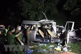 Ocho muertos y siete heridos en accidente de tránsito en provincia vietnamita de Binh Thuan