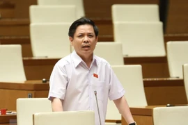 Ministro de Transporte de Vietnam rinde cuentas ante el Parlamento