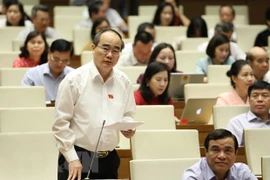 Parlamento de Vietnam analiza soluciones para la recuperación económica post-pandemia