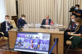 ASEAN y Reino Unido se comprometen a estrechar cooperación en lucha contra el COVID-19