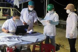 Destacan desempeño del sistema médico de base de Vietnam en lucha contra COVID-19